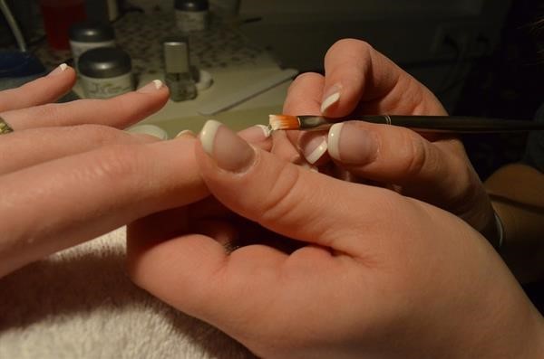 Gelatin Supplements and Your Nails