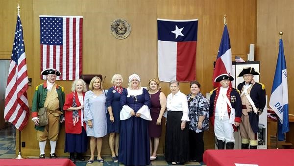 Preston Trail NSDAR Hosts Constitution Day event at Courthouse in Sherman 9/17/18