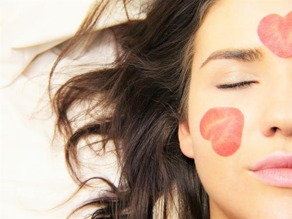 Treat Thirsty Skin with Hyaluronic Acid