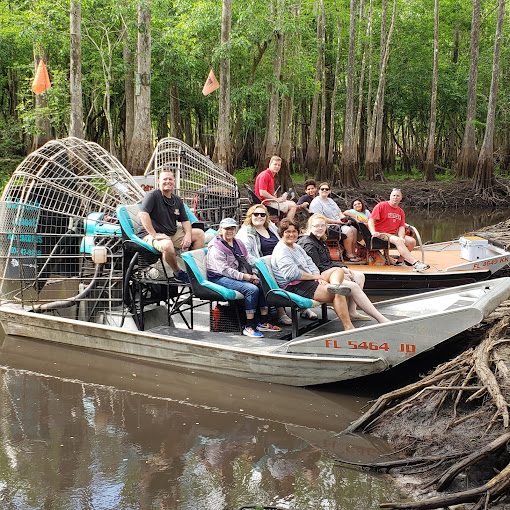 Boat tour agency