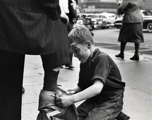 Austin College Exhibit Displays Shoe Shine Boxes as Art